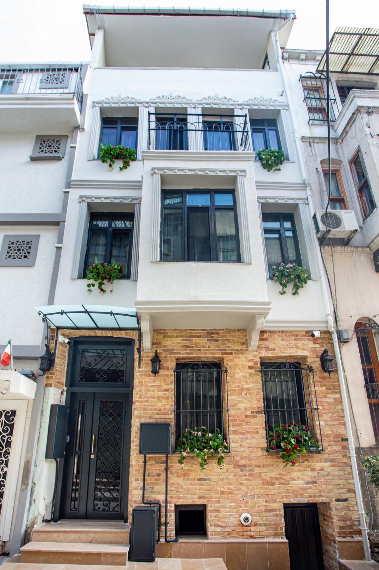 Sayina Hotel Istanbul Bagian luar foto