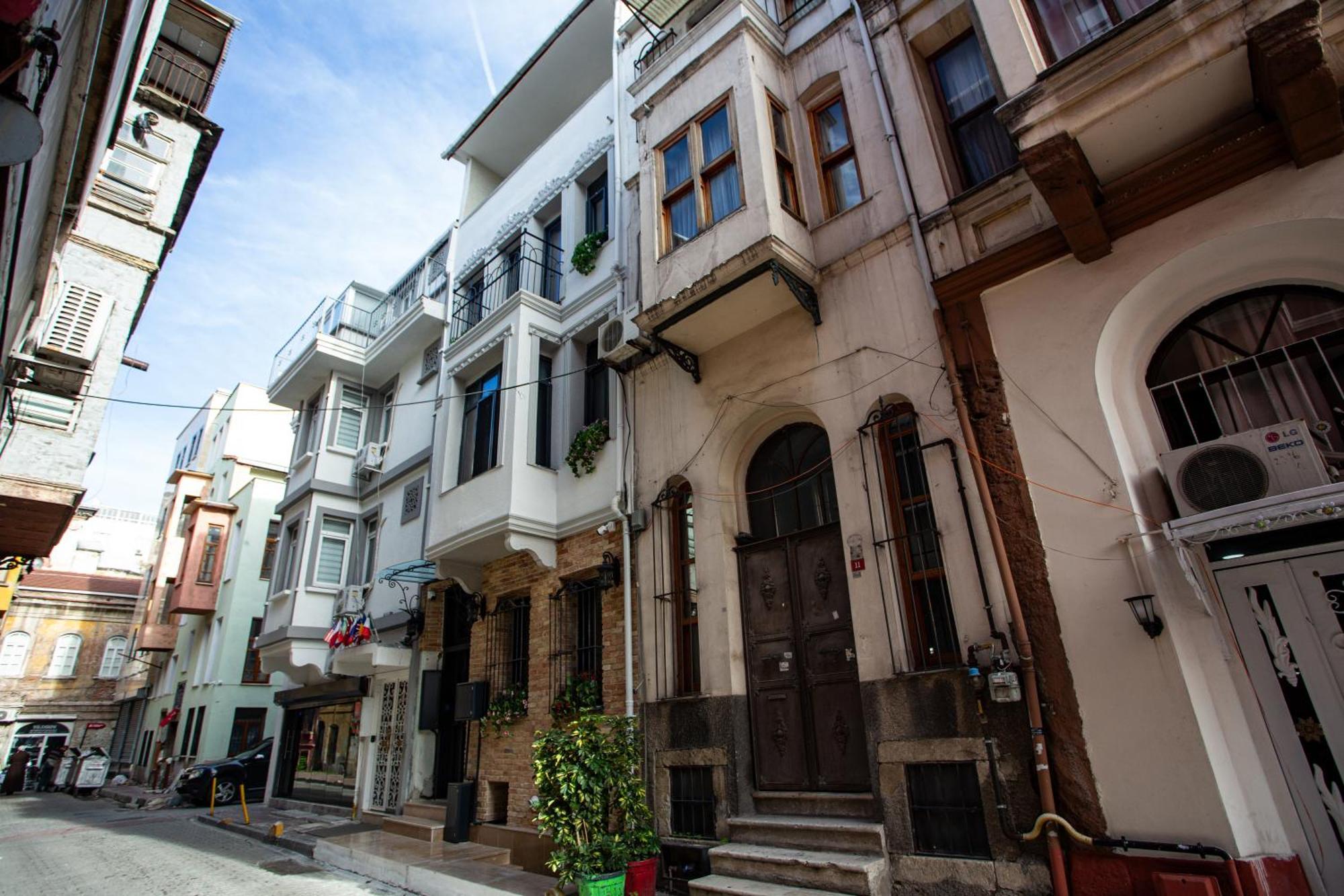 Sayina Hotel Istanbul Bagian luar foto